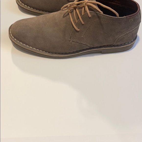 Kenneth Cole light brown Chukka boots main image 3